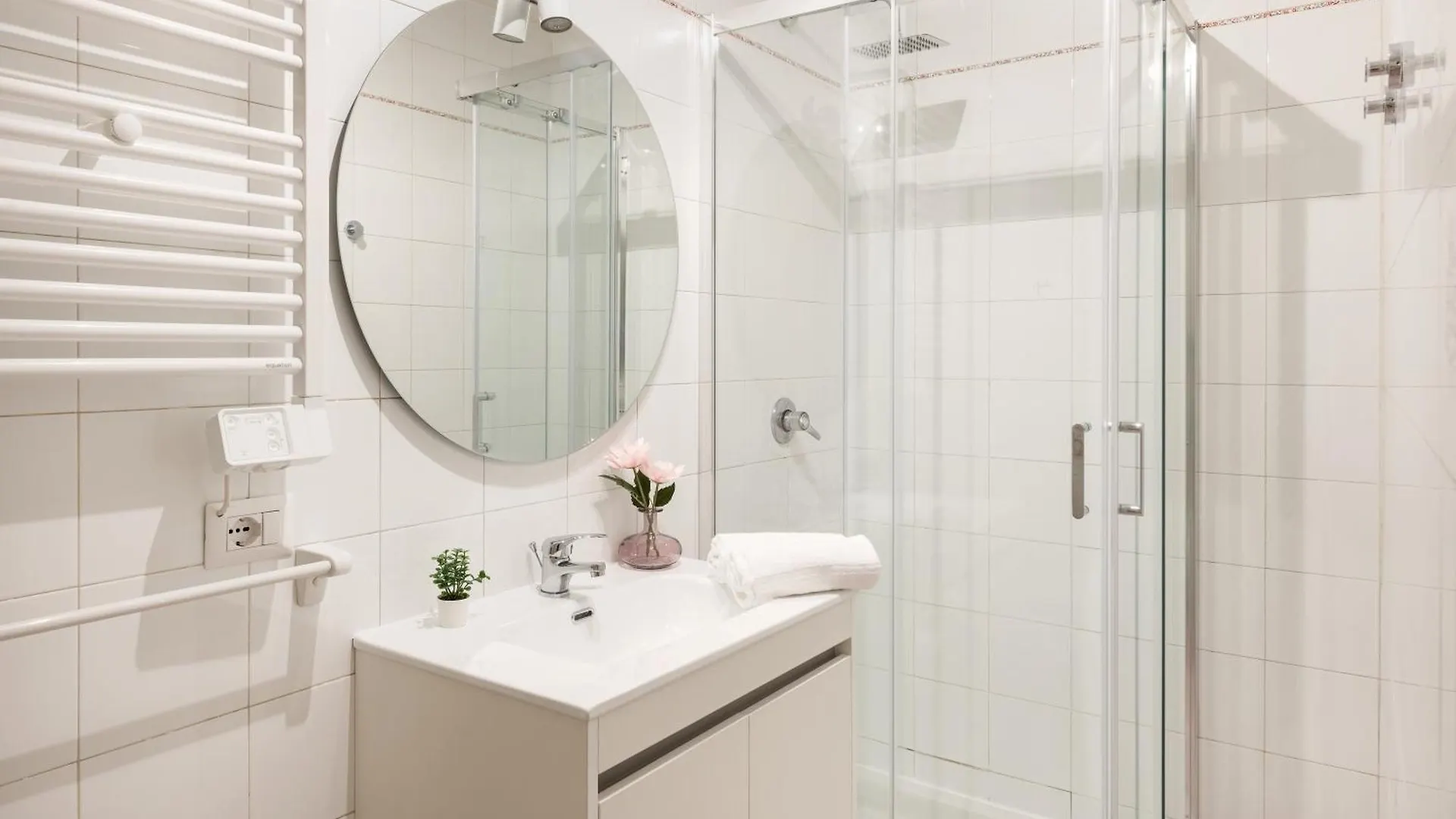 Apartment V Home San Lorenzo Rome