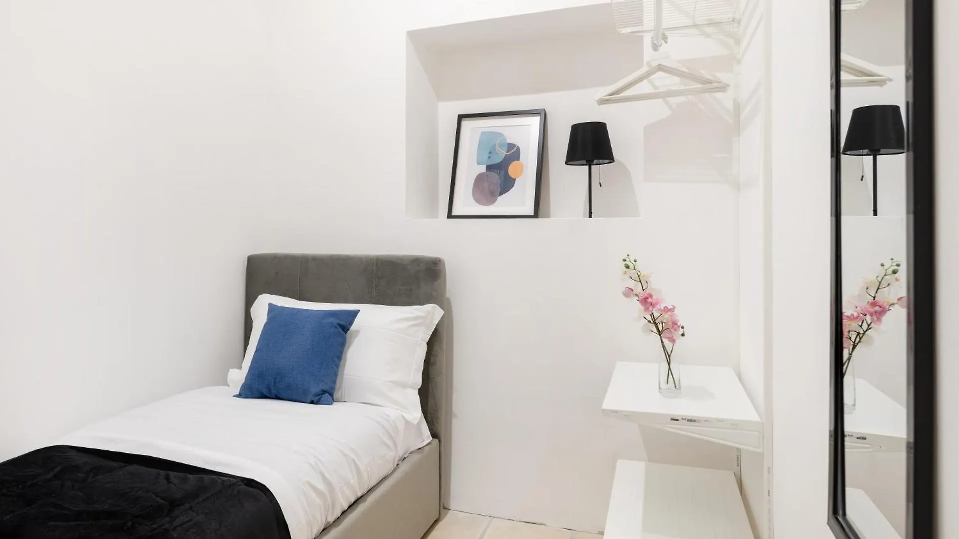 V Home San Lorenzo Rome Apartment